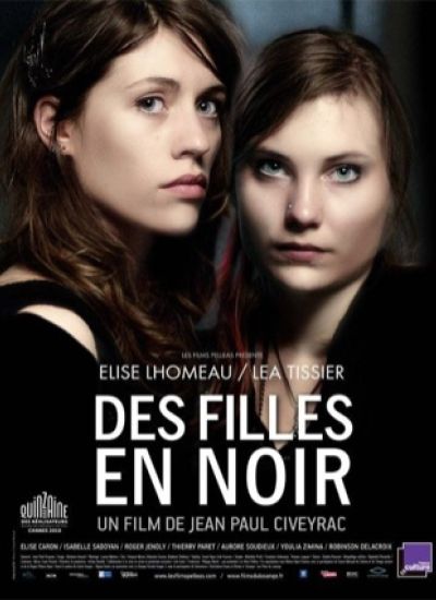 Des filles en noir