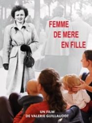 Femme de mère en fille